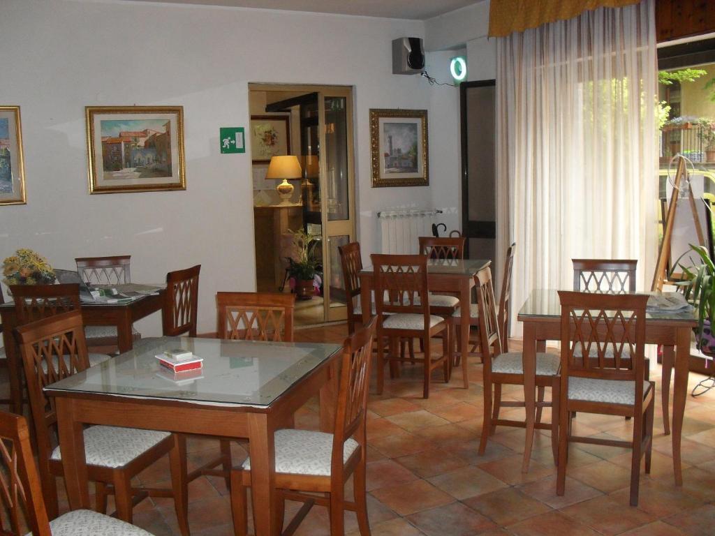 Albergo Ristorante Olimpia Abbadia San Salvator Zewnętrze zdjęcie