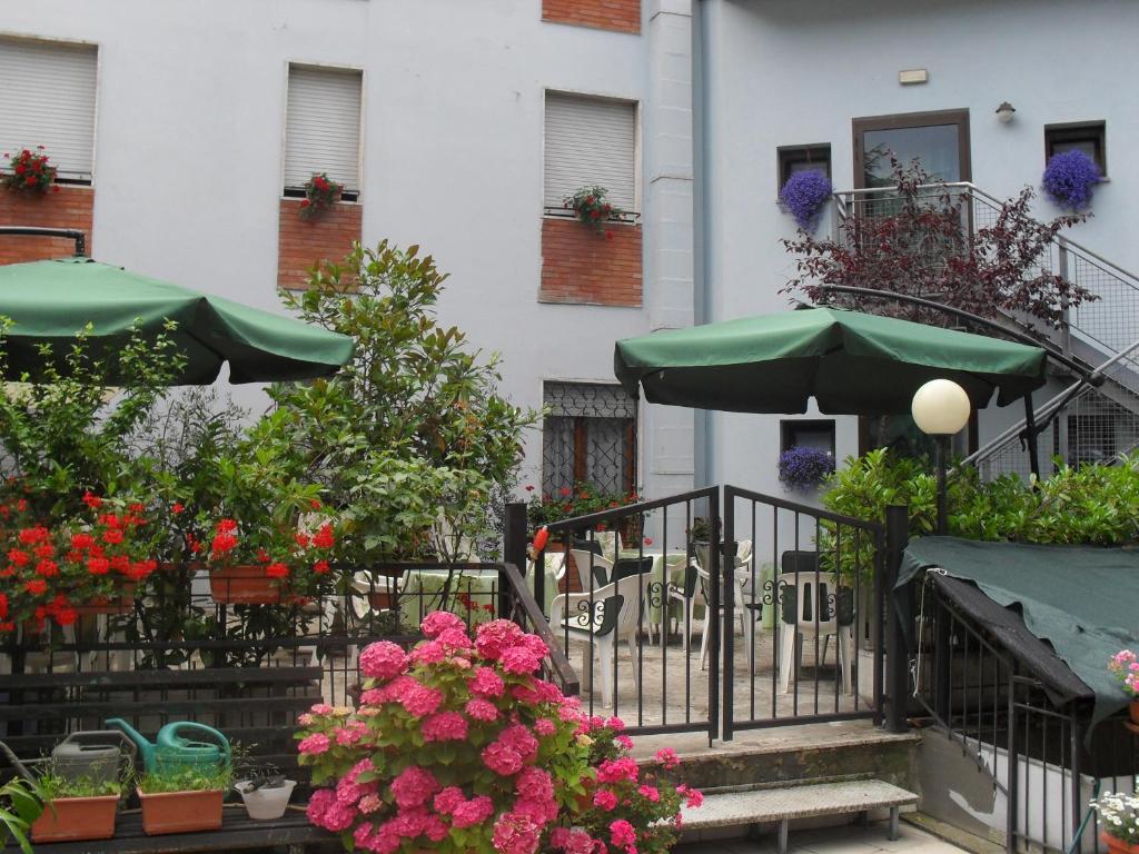 Albergo Ristorante Olimpia Abbadia San Salvator Zewnętrze zdjęcie